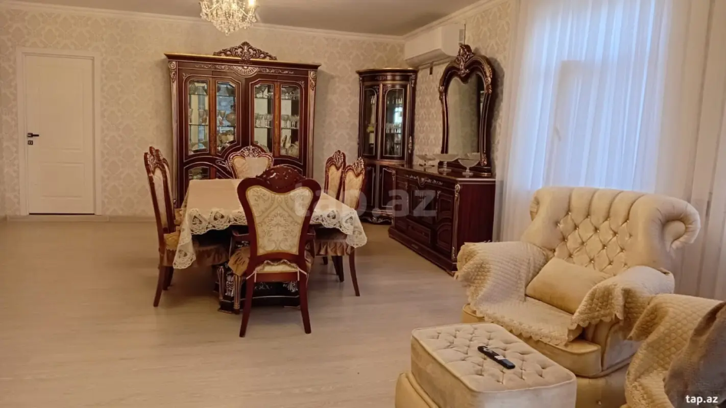Satılır 3 otaqlı həyət evi 4 m²