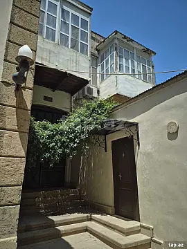 Kirayə verilir 2 otaqlı mənzil 700 m² — Bakı, İçərişəhər 2 otaq 700.00 m²