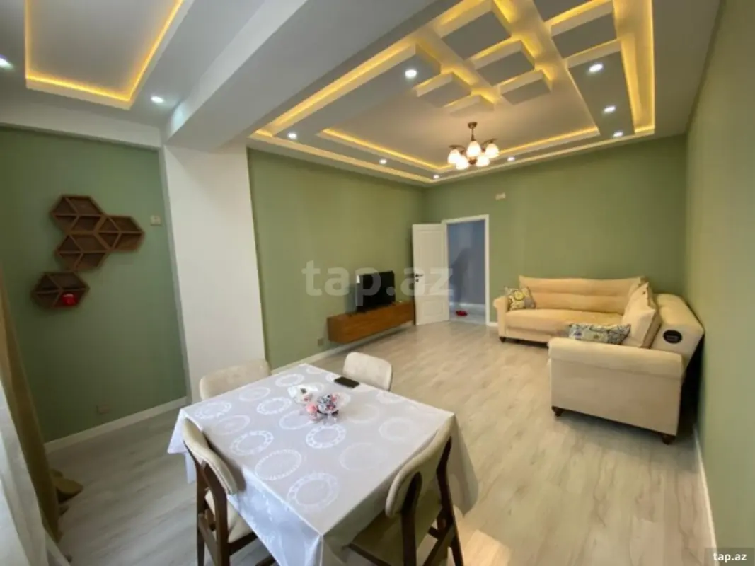 Kirayə verilir 2 otaqlı yeni tikili 85 m²