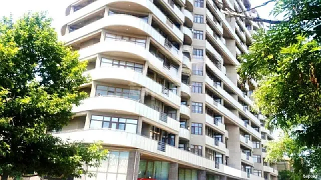 Satılır 4 otaqlı yeni tikili 186 m² — Bakı 4 otaq 186.00 m²