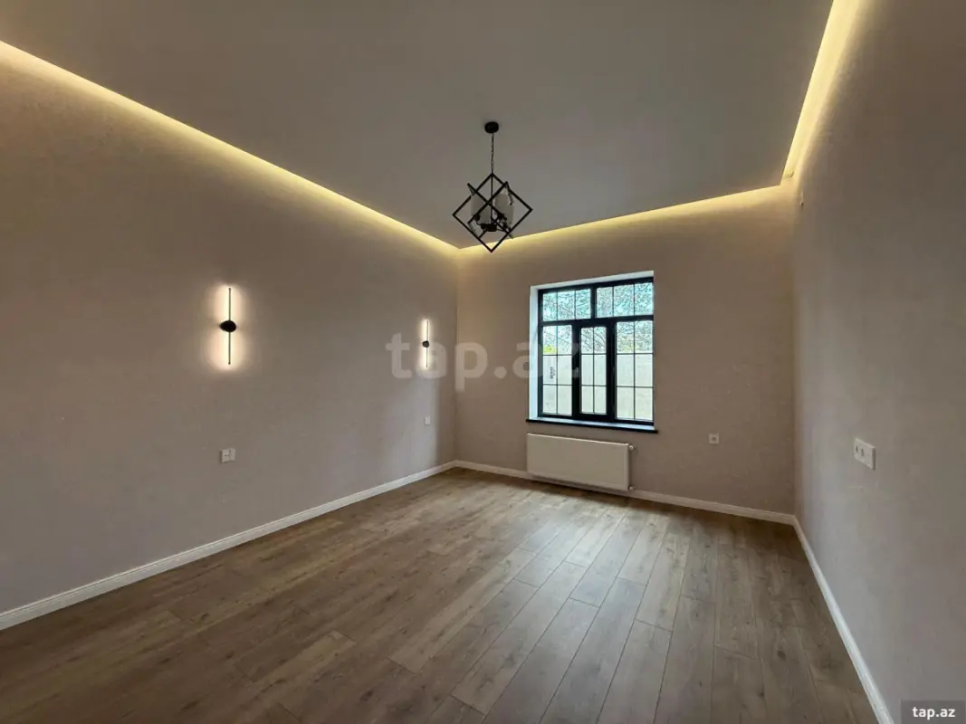 Satılır 5 otaqlı həyət evi 230 m²