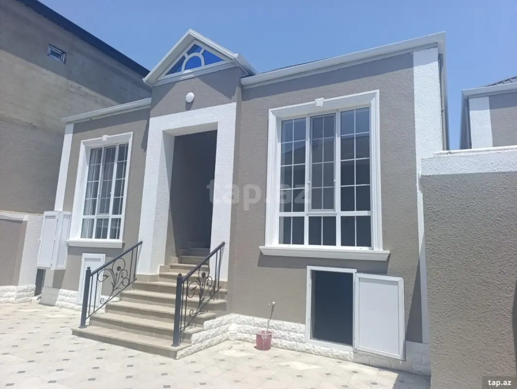 Satılır 4 otaqlı həyət evi 100 m²