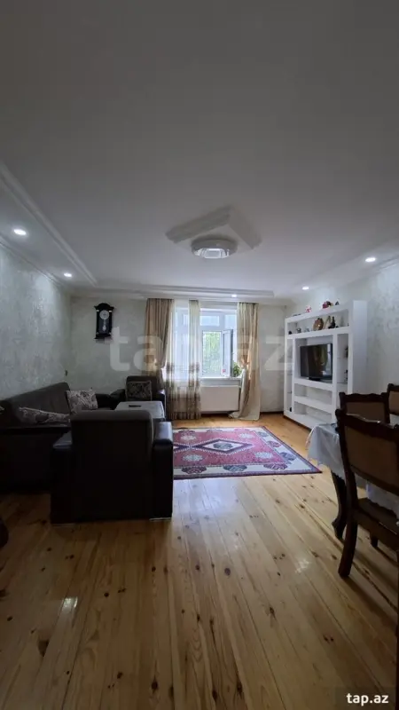 Kirayə verilir 3 otaqlı yeni tikili 70 m²