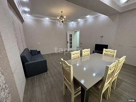 Kirayə verilir 3 otaqlı yeni tikili 130 m² — Bakı 3 otaq 130.00 m²