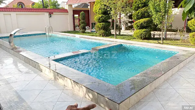Kirayə verilir 5 otaqlı həyət evi 300 m² — Bakı 5 otaq 300.00 m²