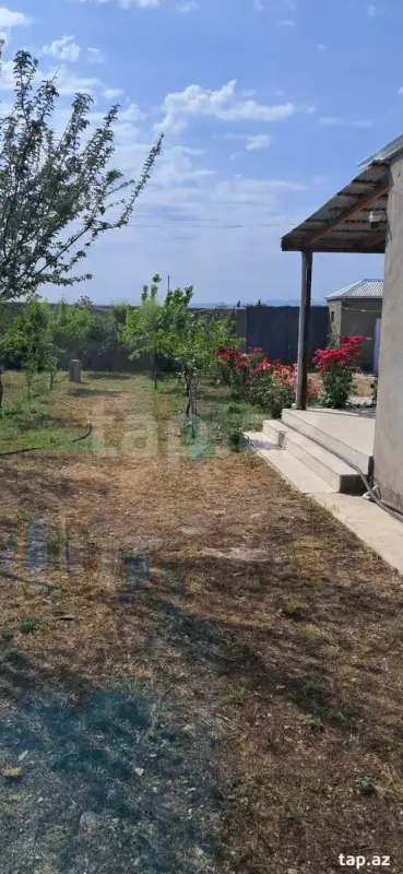 Satılır 3 otaqlı həyət evi 100 m²