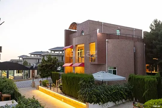 Kirayə verilir 6 otaqlı həyət evi 400 m² — Bakı, Şıxov 6 otaq 400.00 m²