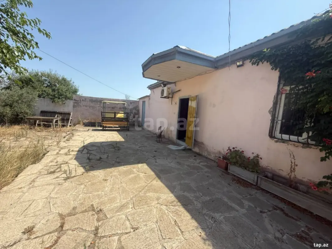 Satılır 2 otaqlı həyət evi 80 m²