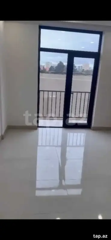 Satılır 3 otaqlı yeni tikili 107 m²
