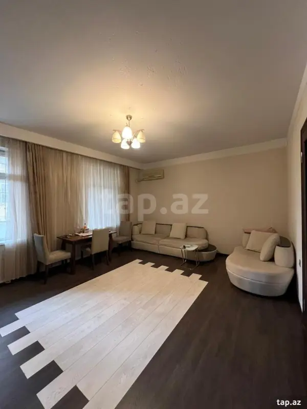Kirayə verilir 2 otaqlı yeni tikili 110 m²