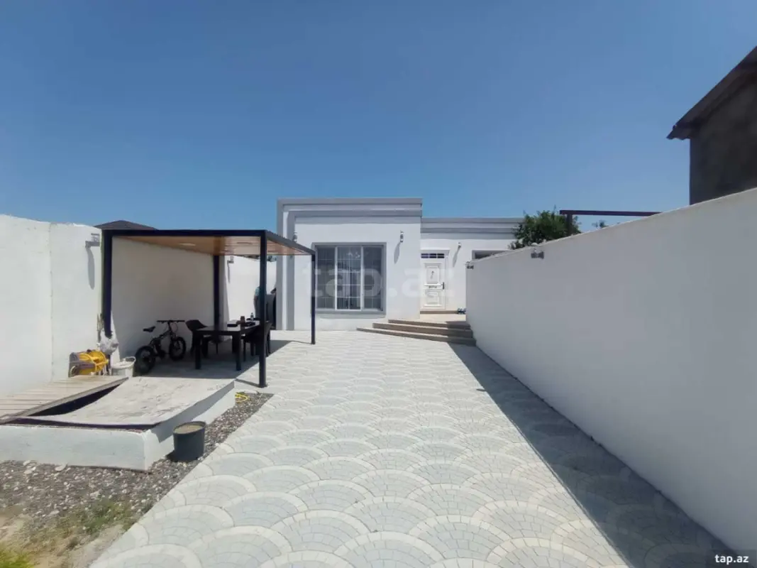 Satılır 3 otaqlı həyət evi 110 m²