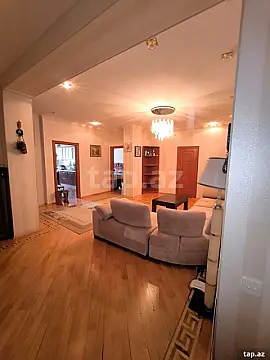 Satılır 3 otaqlı yeni tikili 145 m² — Bakı 3 otaq 145.00 m²
