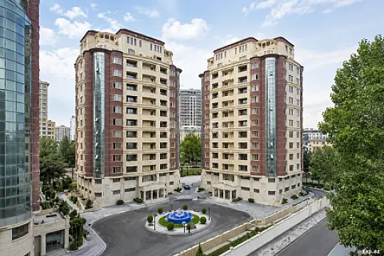 Kirayə verilir 4 otaqlı yeni tikili 220 m² — Bakı, Nizami 4 otaq 220.00 m²