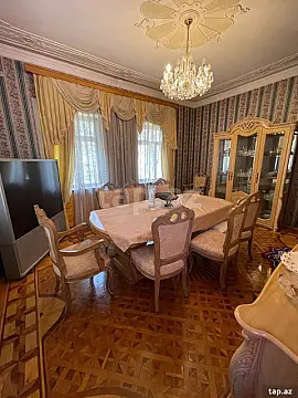 Satılır 6 otaqlı həyət evi 200 m² — Bakı, Bakıxanov 6 otaq 200.00 m²
