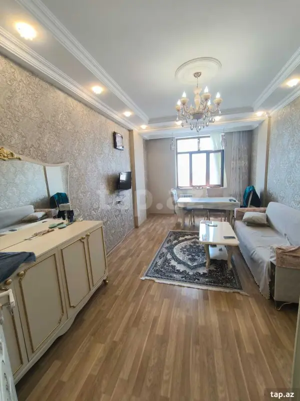 Kirayə verilir 3 otaqlı yeni tikili 90 m²