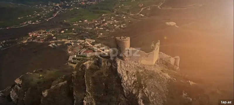 Satılır torpaq sahəsi — Siyəzən