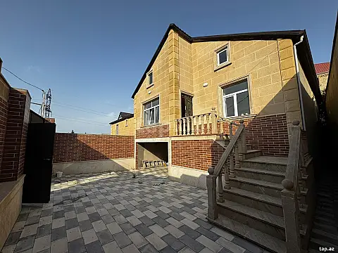 Satılır 4 otaqlı həyət evi 120 m² — Bakı, Bakıxanov 4 otaq 120.00 m²