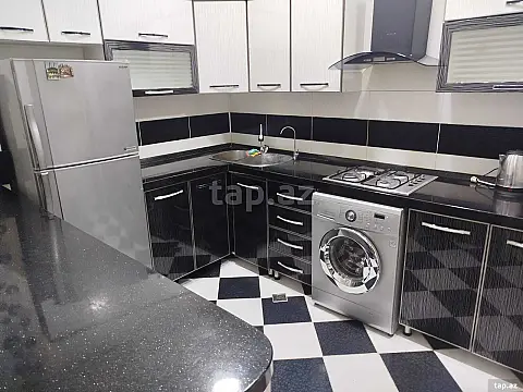 Kirayə verilir 3 otaqlı yeni tikili 110 m² — Bakı 3 otaq 110.00 m²