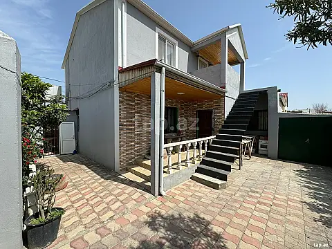 Satılır 7 otaqlı həyət evi 207 m² — Bakı, Bülbülə 7 otaq 207.00 m²