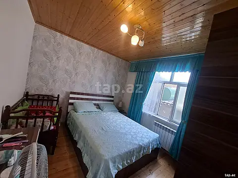 Satılır 3 otaqlı həyət evi 100 m² — Bakı 3 otaq 100.00 m²
