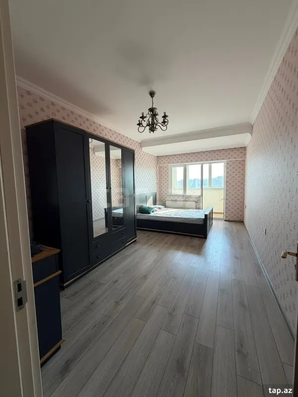 Kirayə verilir 3 otaqlı yeni tikili 104 m²