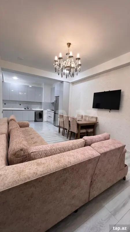 Kirayə verilir 3 otaqlı yeni tikili 110 m²