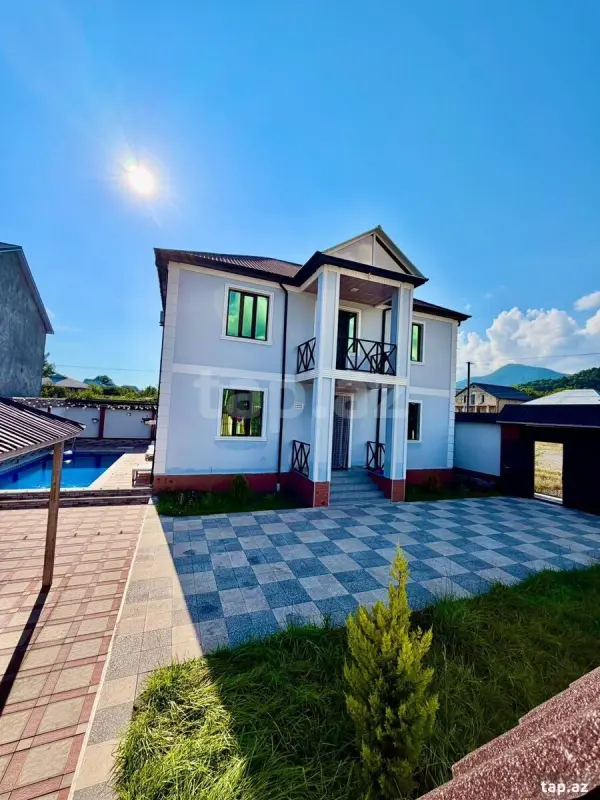 Kirayə verilir 4 otaqlı həyət evi 190 m²