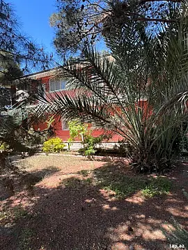 Satılır 9 otaqlı həyət evi 230 m² — Bakı 9 otaq 230.00 m²