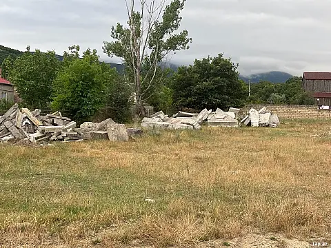 Satılır torpaq sahəsi — Bakı