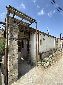 Satılır 2 otaqlı həyət evi 1000 m² — Bakı 2 otaq 1000.00 m²