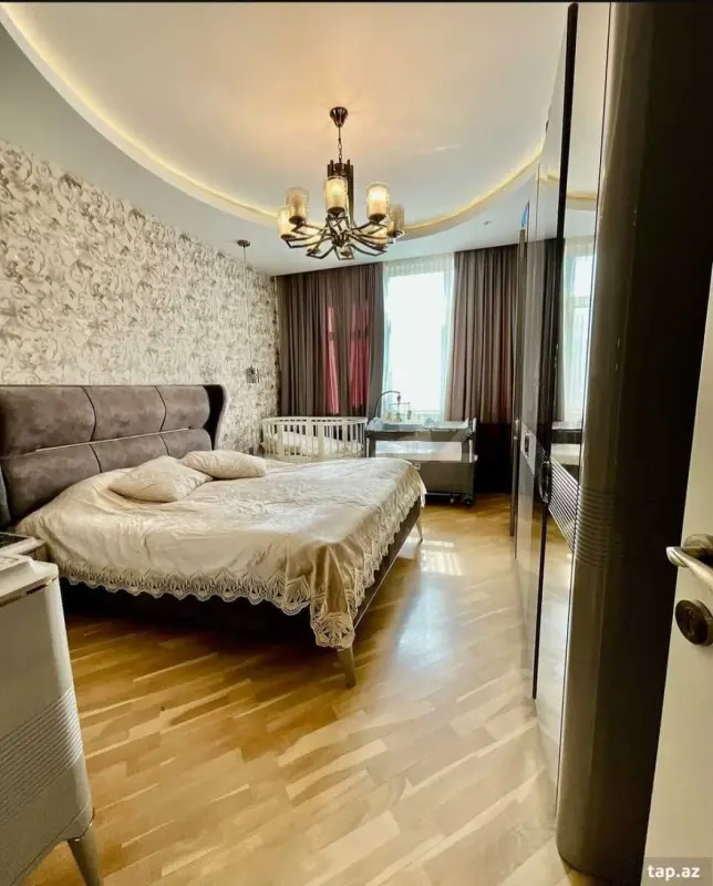 Satılır 3 otaqlı yeni tikili 111 m²
