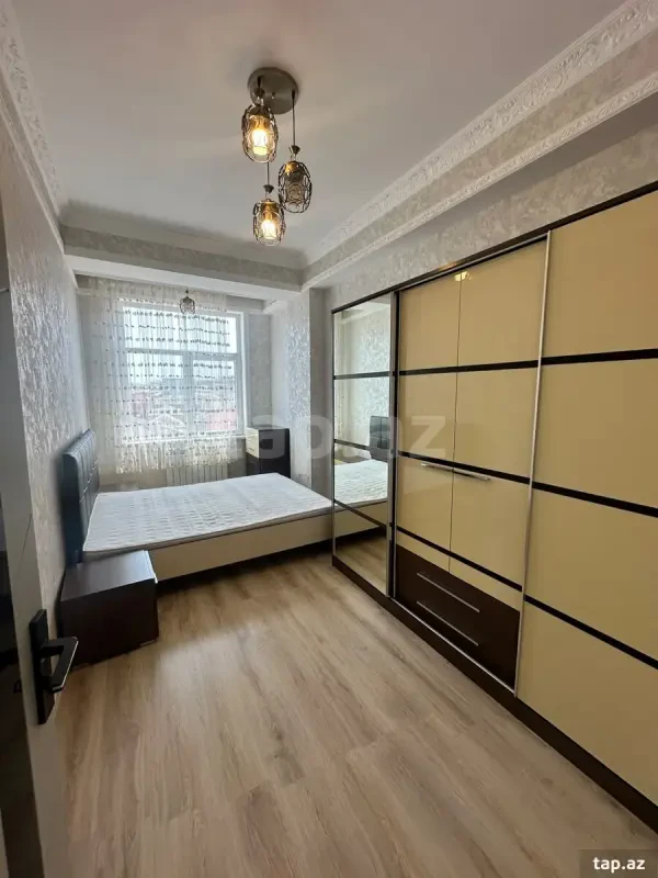 Kirayə verilir 3 otaqlı yeni tikili 75 m²