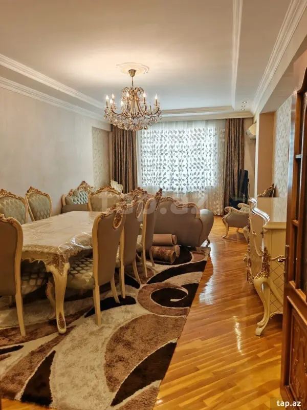 Satılır 3 otaqlı yeni tikili 158 m²