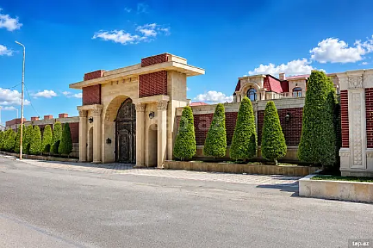 Satılır 10 otaqlı həyət evi 1400 m² — Bakı, Şüvəlan 10 otaq 1400.00 m²
