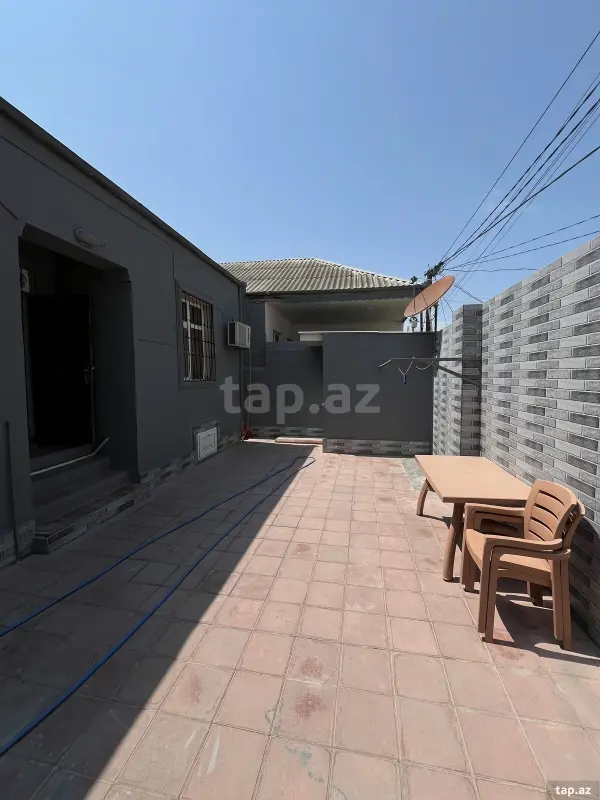 Satılır 3 otaqlı həyət evi 100 m²