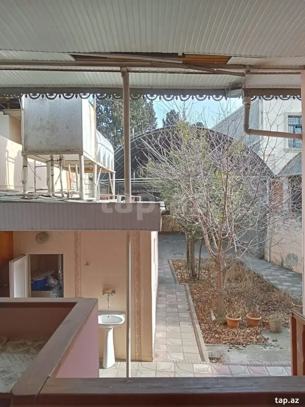 Satılır 4 otaqlı həyət evi 104 m²
