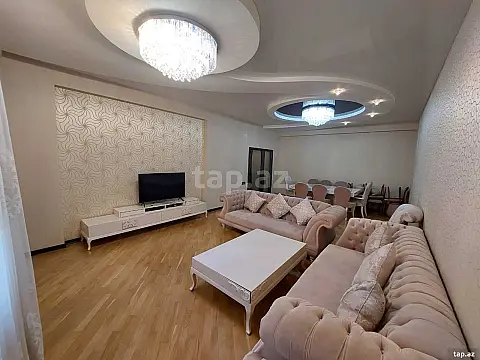 Kirayə verilir 4 otaqlı yeni tikili 225 m² — Bakı 4 otaq 225.00 m²