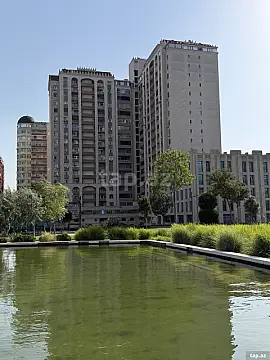 Satılır obyekt — Bakı