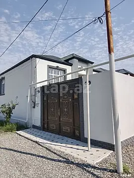Satılır 4 otaqlı həyət evi 130 m² — Bakı 4 otaq 130.00 m²