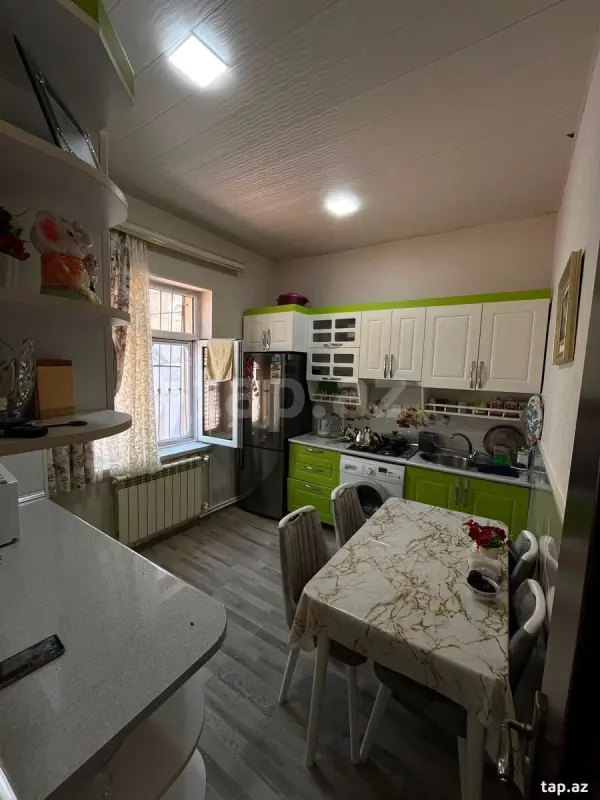 Satılır 3 otaqlı həyət evi 100 m²