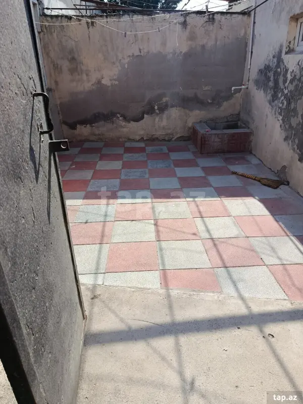 Kirayə verilir 1 otaqlı həyət evi 15 m²