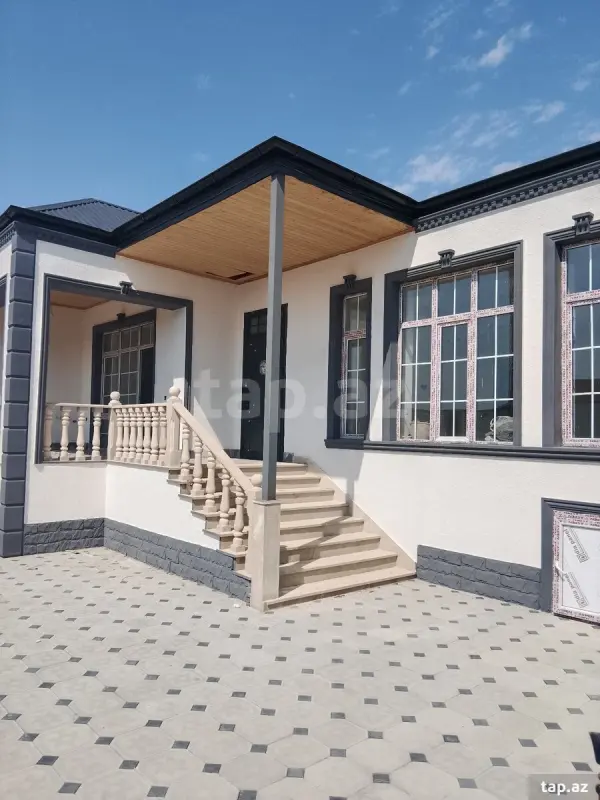 Satılır 4 otaqlı həyət evi 120 m²