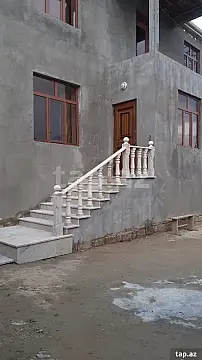 Satılır 5 otaqlı həyət evi 200 m² — Bakı 5 otaq 200.00 m²