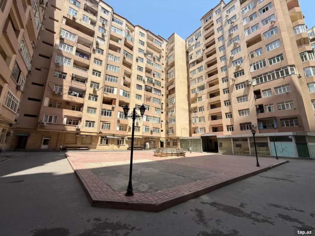 Satılır 2 otaqlı yeni tikili 71 m²
