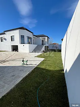 Satılır 4 otaqlı həyət evi 280 m² — Bakı, Novxanı 4 otaq 280.00 m²