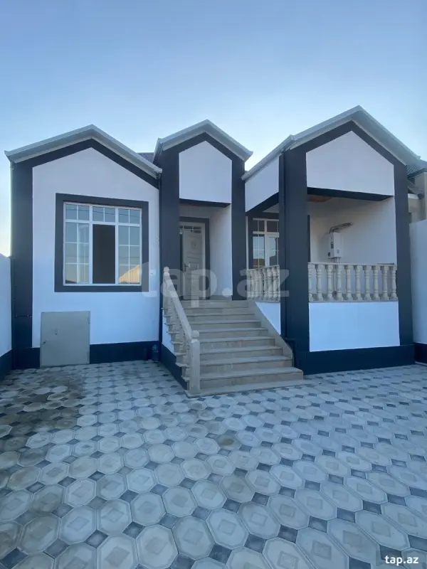 Satılır 4 otaqlı həyət evi 125 m²