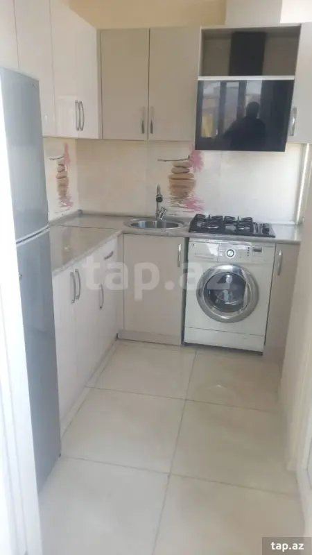 Kirayə verilir 2 otaqlı mənzil 55 m²