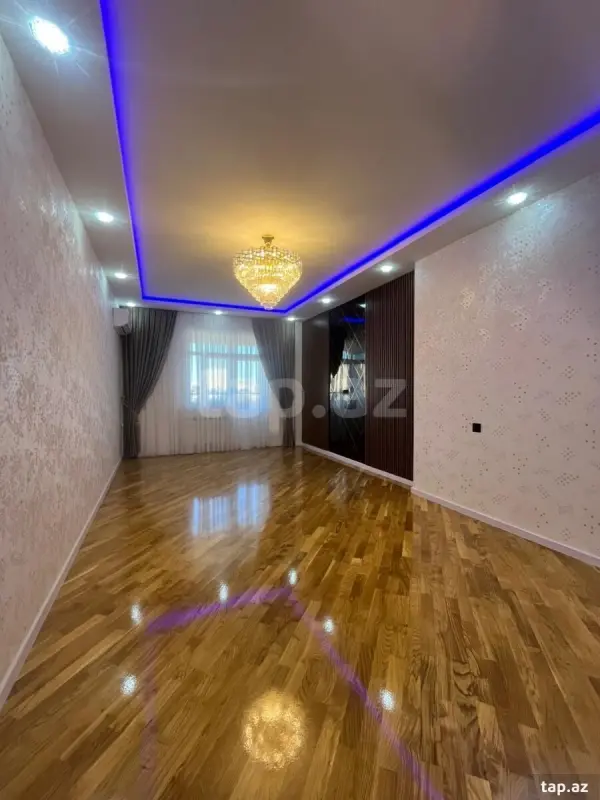 Satılır 3 otaqlı yeni tikili 115 m²