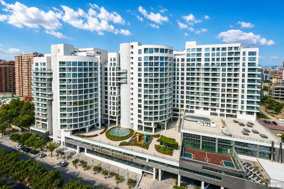 Satılır 3 otaqlı yeni tikili 115 m²