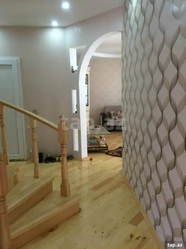 Kirayə verilir 5 otaqlı yeni tikili 140 m²